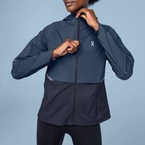 On Running Two-Tone Navy and Black Lightweight Running Jacket